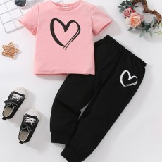 Girls Trendy Set Heart Print Round Neck Short Sleeve T shirt en Sweatpants 2pcs Casual Cotton Kids Clothes